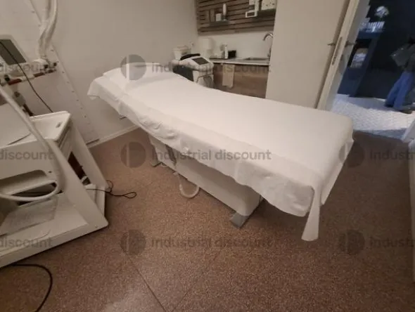 1#9728 Attrezzatura per salone parrucchiere ed estetica