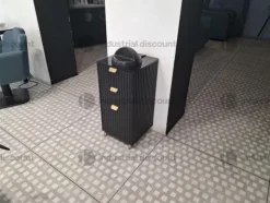 1#9728 Attrezzatura per salone parrucchiere ed estetica