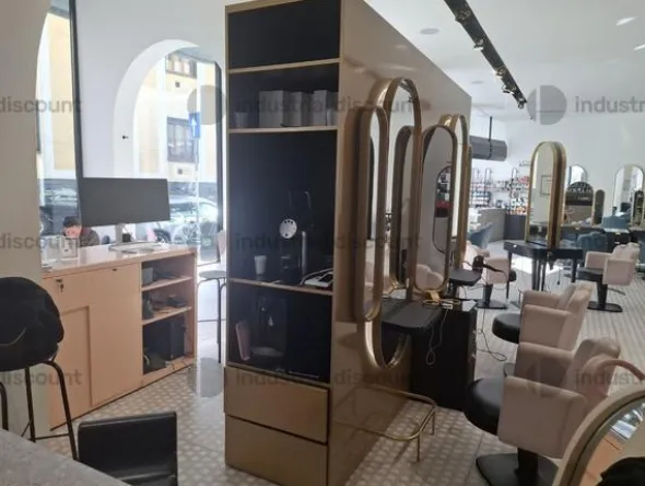 1#9728 Attrezzatura per salone parrucchiere ed estetica