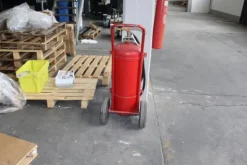11#4140 Attrezzatura ufficio e materiale da stampa