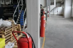 11#4140 Attrezzatura ufficio e materiale da stampa