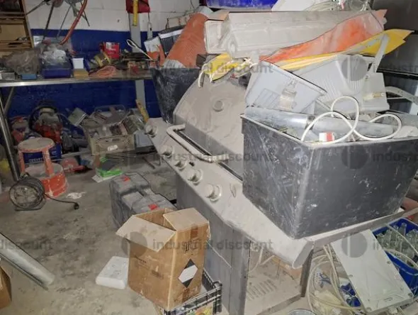 5#9897 Attrezzatura varia da cantiere