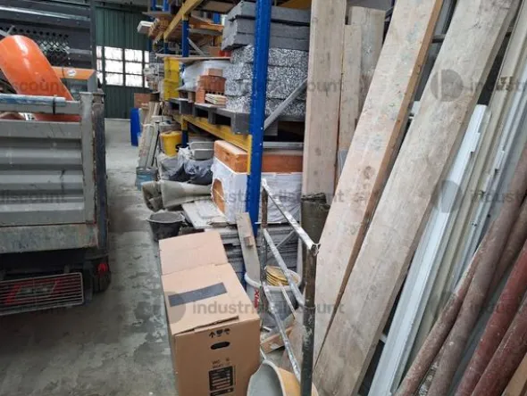 5#9897 Attrezzatura varia da cantiere