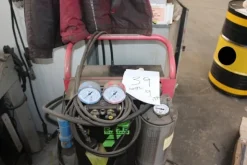 9#5817 Attrezzature autofficina