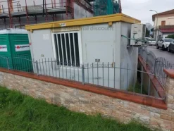 21#8980 Attrezzature da cantiere