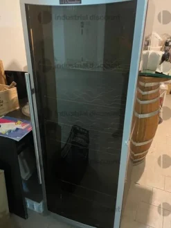 1#8879 Attrezzatureda cucina e stock vini e liquori