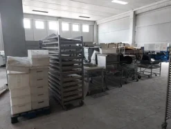 12#7714 Attrezzature da supermercato