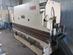 4#7267 Attrezzature e accessori per lavorazione meccanica