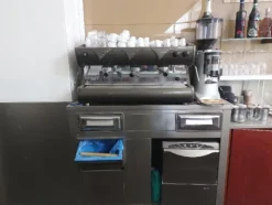 1#8430 Attrezzature e arredamento da bar e pasticceria