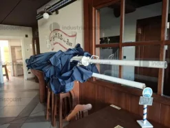 2#9755 Attrezzature e arredi per locale