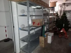2#9755 Attrezzature e arredi per locale