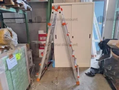 1#9524 Attrezzature e arredi per punto vendita