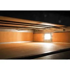 Attrezzature e arredo pizzeria
