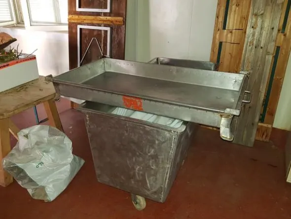 31#46310 Attrezzature e banchi lavoro