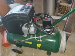 1#8034 Attrezzature edili agricole e arredi