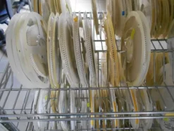 7#7585 Attrezzature e materiale per laboratorio di elettronica