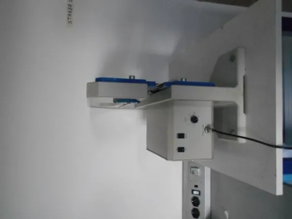 7#7585 Attrezzature e materiale per laboratorio di elettronica