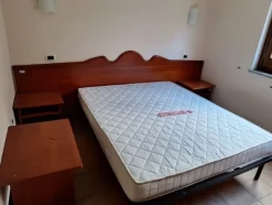 1#8141 Attrezzature e mobilio di hotel