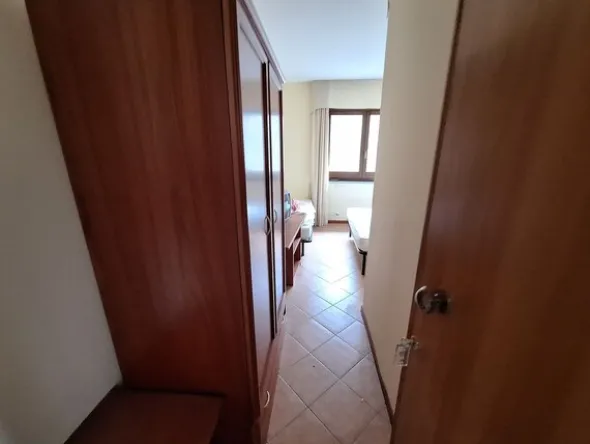 1#8141 Attrezzature e mobilio di hotel