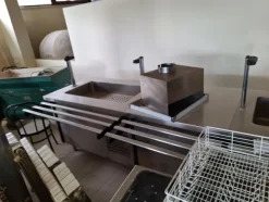 1#8141 Attrezzature e mobilio di hotel