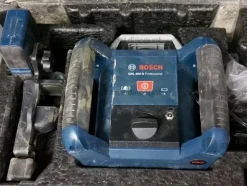 81#8980 Attrezzature e strumenti per edilizia
