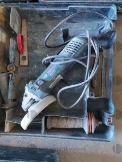 81#8980 Attrezzature e strumenti per edilizia