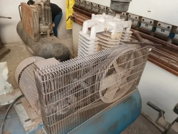 35#6949 Attrezzature e utensili per lavorazioni meccaniche