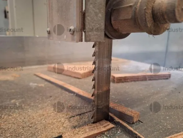 1#9444 Attrezzaturefalegnameria arredo ufficio magazzino e marchio "Cantieri Estensi"