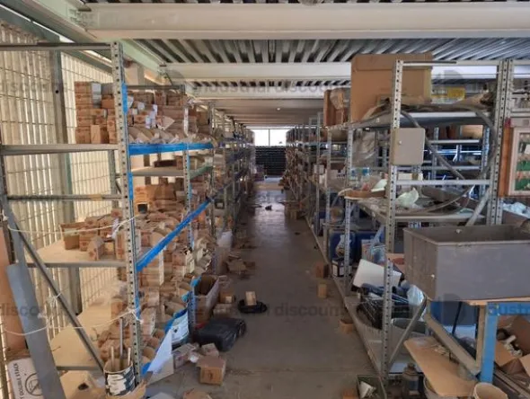 1#9444 Attrezzaturefalegnameria arredo ufficio magazzino e marchio "Cantieri Estensi"