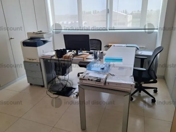 1#9444 Attrezzaturefalegnameria arredo ufficio magazzino e marchio "Cantieri Estensi"