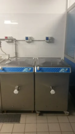 ATTREZZATURE GELATERIA