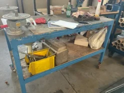 6#8183 Attrezzature officina