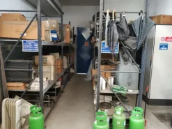 1#5348 Attrezzature officina e ricambi per automezzi industriali