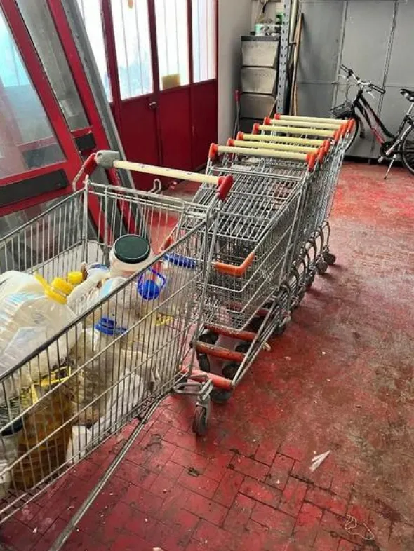 1#8498 Attrezzature per attività commercio e macellazione bestiame