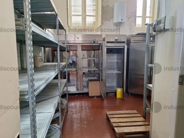 1#8803 Attrezzature per cucina industriale