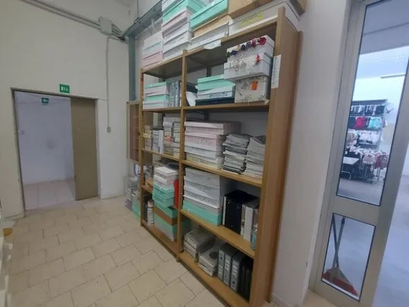5#7914 Attrezzature per la confezioni tessili