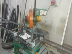 2#5574 Attrezzature per la lavorazione del ferro