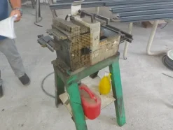 2#5574 Attrezzature per la lavorazione del ferro