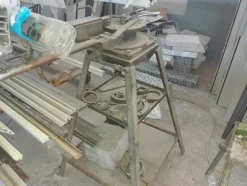 2#5574 Attrezzature per la lavorazione del ferro