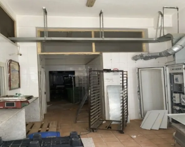 1#8384 Attrezzature per la lavorazione di prodotti da forno in disuso