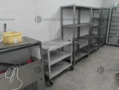 8#9089 Attrezzature per la ristorazione