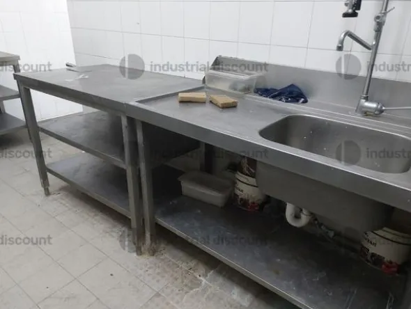 8#9089 Attrezzature per la ristorazione