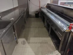 8#9089 Attrezzature per la ristorazione