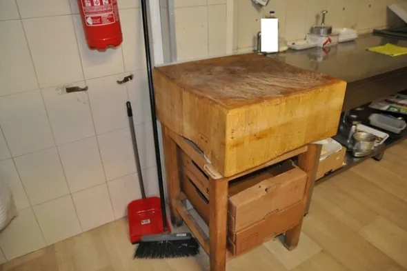 4#6225 Attrezzature per macelleria
