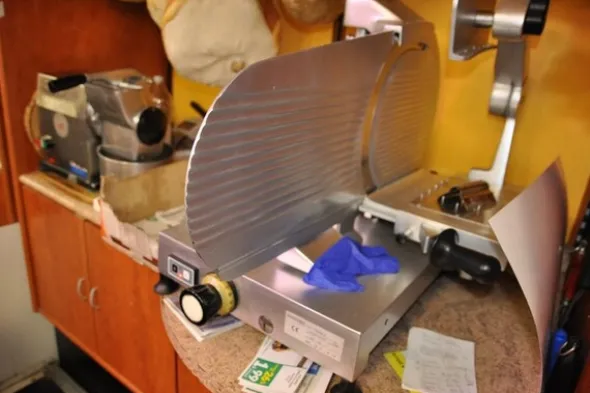 4#6225 Attrezzature per macelleria