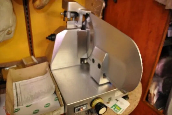 4#6225 Attrezzature per macelleria