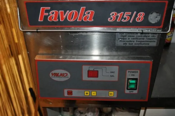 4#6225 Attrezzature per macelleria