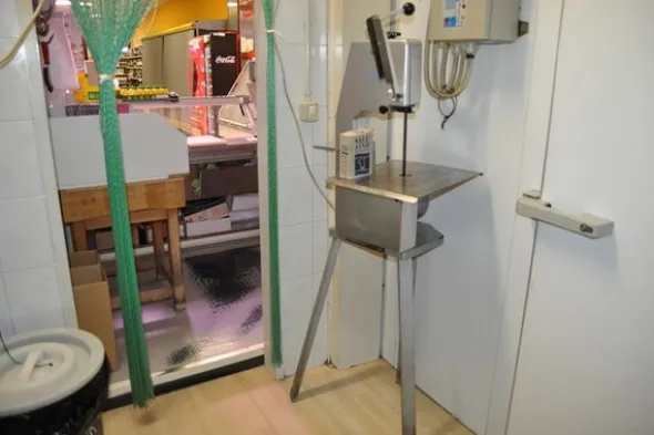 4#6225 Attrezzature per macelleria