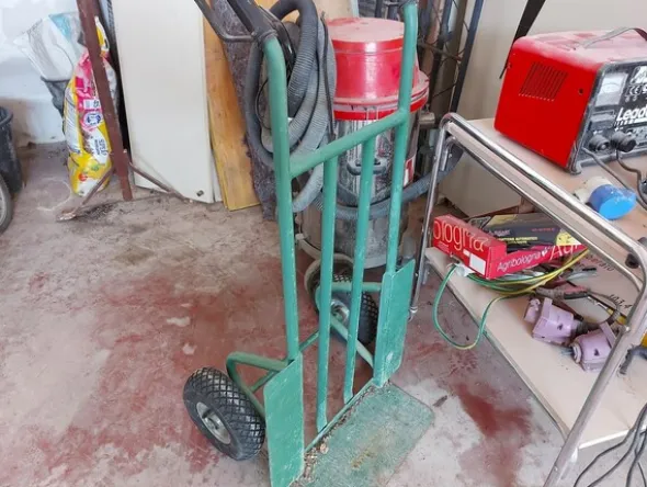 1#6033 Attrezzature per officina