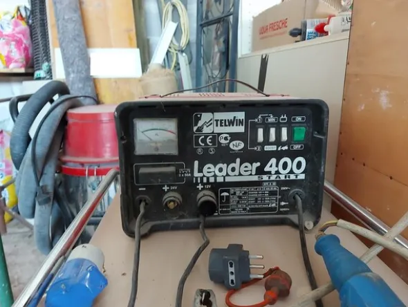 1#6033 Attrezzature per officina